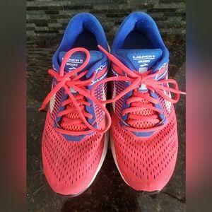 Women's Brooks sneakers